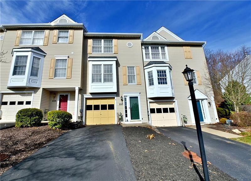 1st image of 225 Fieldbrook Dr