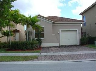 2111 NE 37th Rd, Homestead, FL 33033