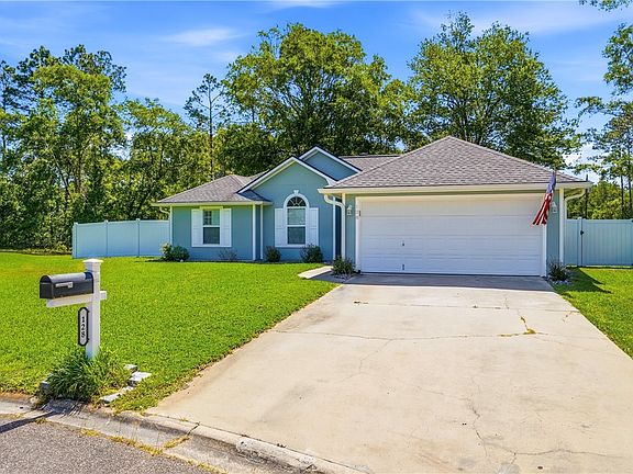 4th image of 128 Hydrangea Rd