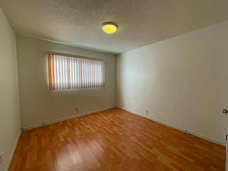 1617 San Joaquin St — Photo 5