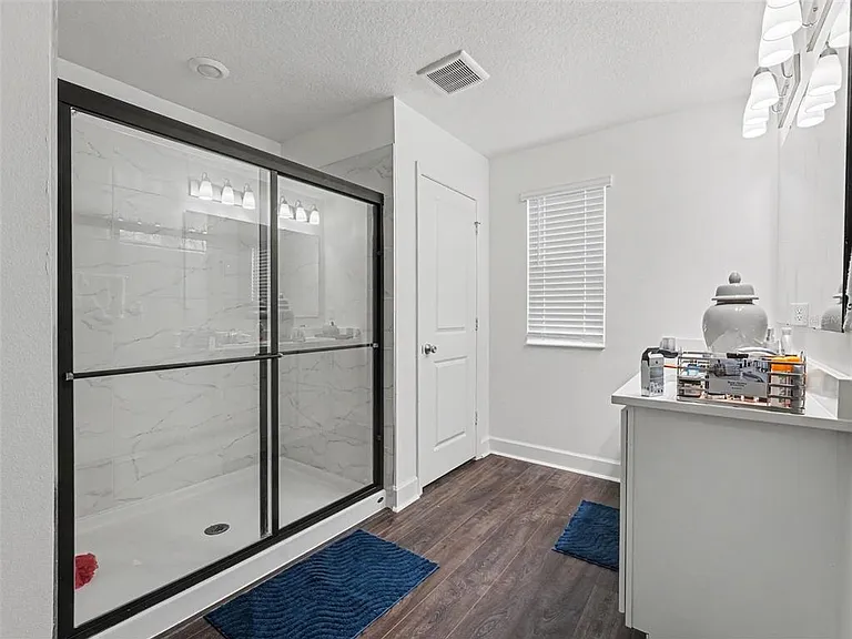 905 Overpool Ave — Photo 10