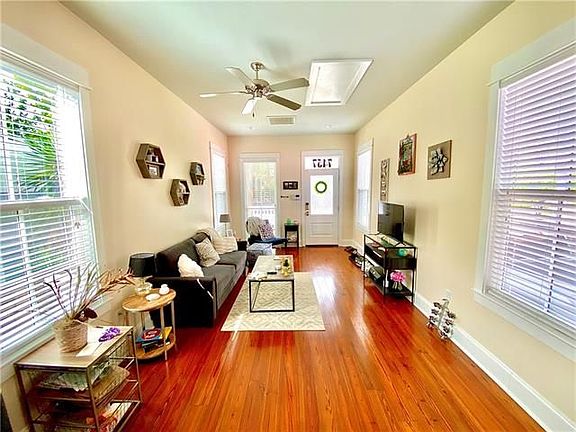 4th image of 7457 Pitt St