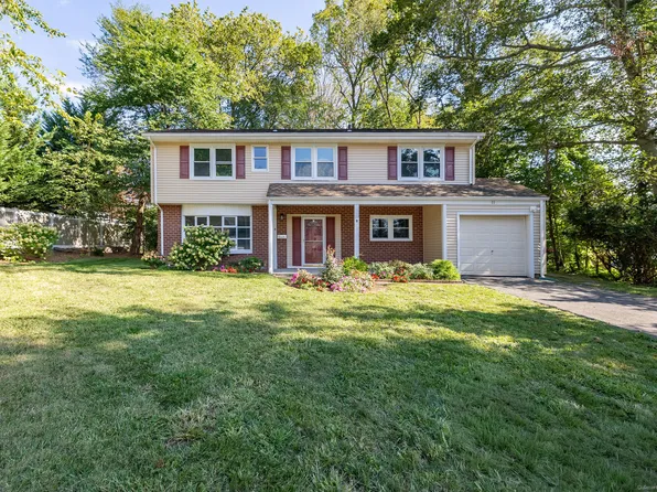 11 Bel Aire Drive, Stamford, CT 06905