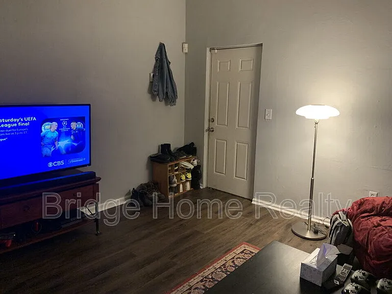 127 Margaret St — Photo 17