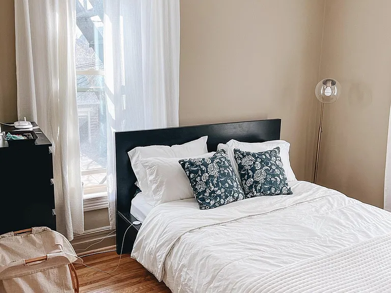 577 Richmond Ave #7 — Photo 6