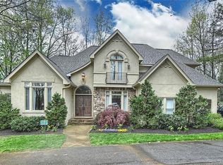 508 Olde Cotswold Ct, Charlotte, NC 28211