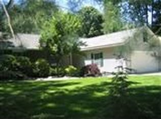 17751 N Fruitport Rd, Spring Lake, MI 49456