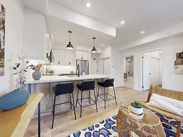 49 Charles St #403 — Photo 7