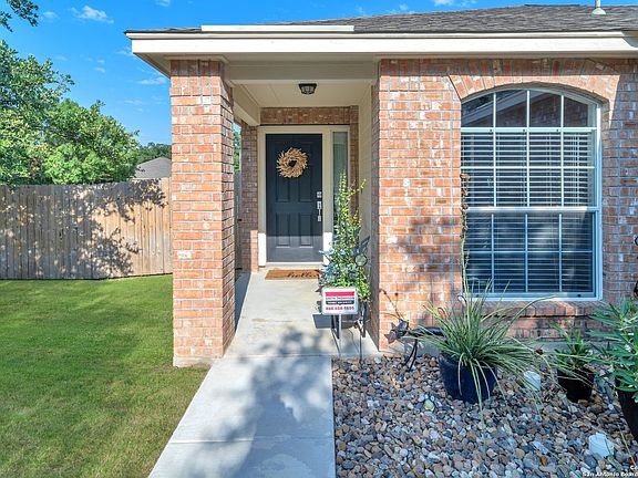 5th image of 10703 BRAMANTE LN