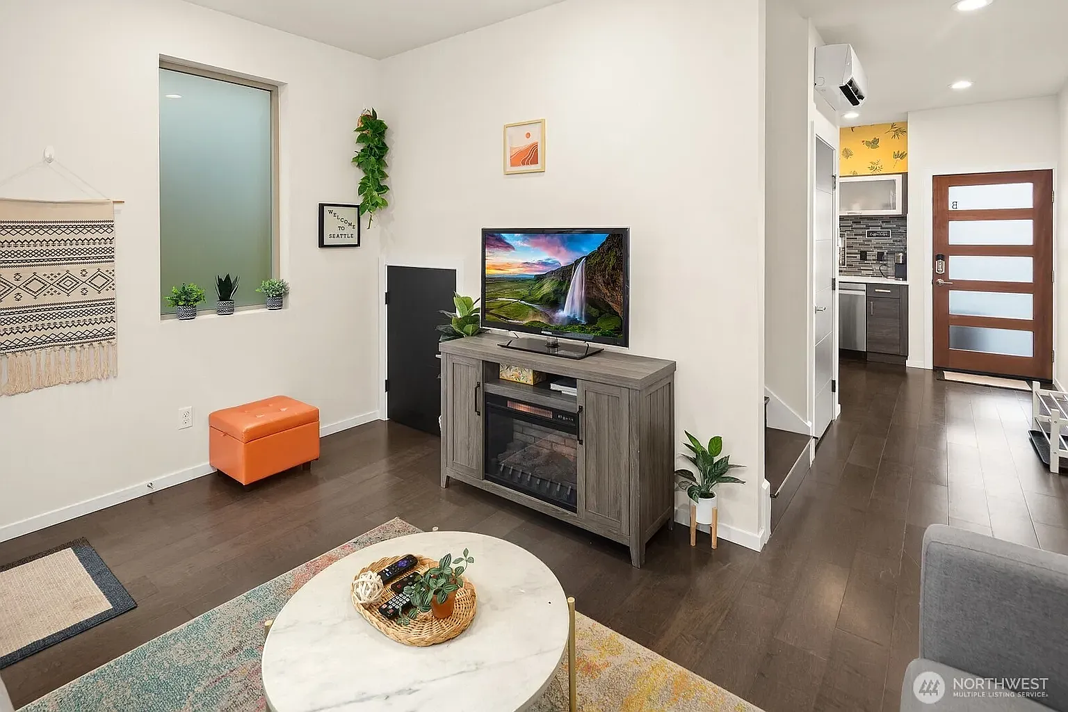 3 bed, 1460 sqft, $1,350 — Photo 3