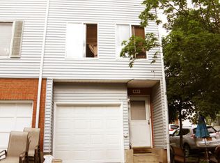 251 Emily Ln, Staten Island, NY 10312