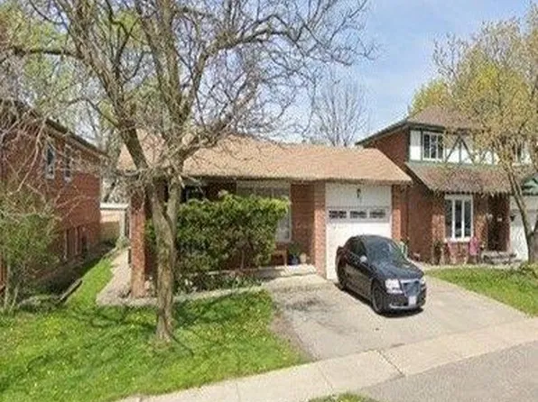 26 Kirkland Rd E, Brampton, ON L6V 2W6