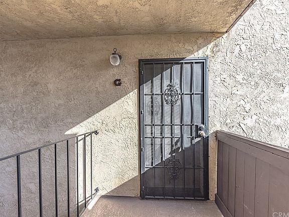 5th image of 417 W 4th St Unit G