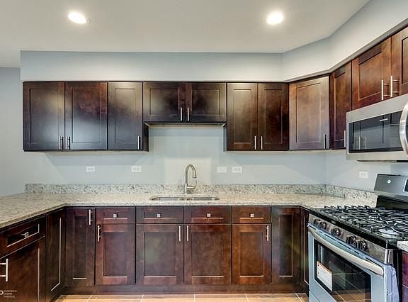 2nd image of 8136 S Kedzie Ave APT 2