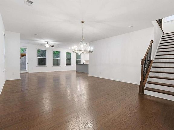 4th image of 3052 Brindale Dr