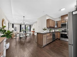 3 Oxfordshire Ln, Kitchener, ON N2H 0B6