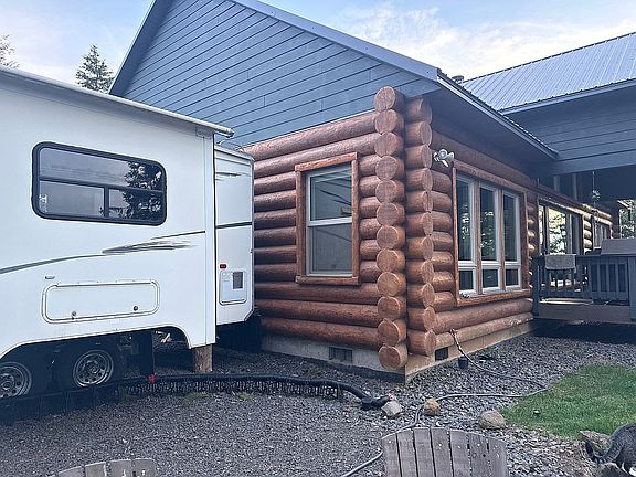 4th image of 1874 Cedar Ridge Dr