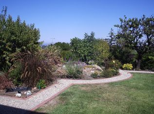 3671 Highland Ave, Redwood City, CA 94062