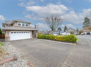 8769 215b St, Langley, BC