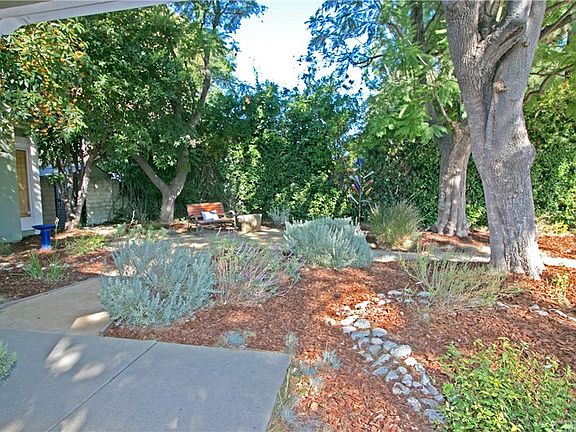 4th image of 8431 Faust Ave