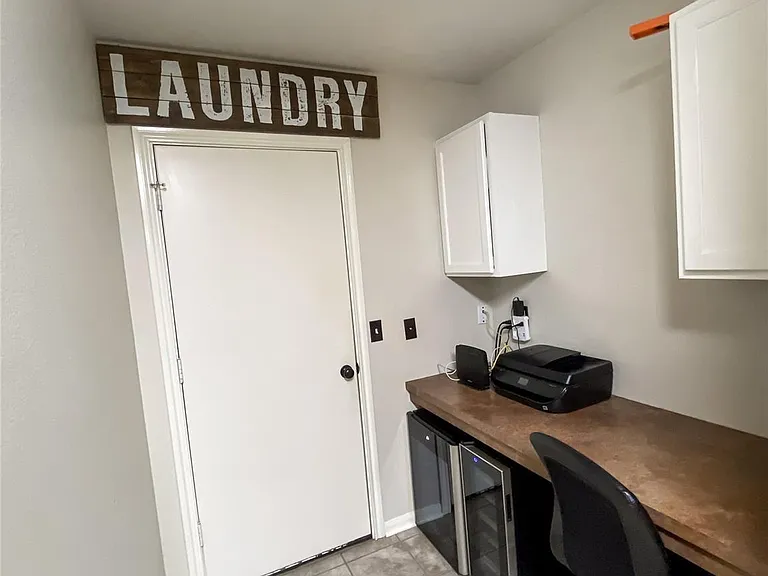 254 E Sunset Dr — Photo 22