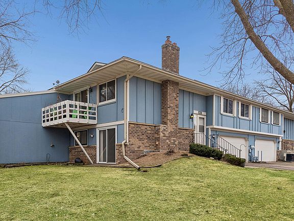 2nd image of 6859 Macbeth Ct