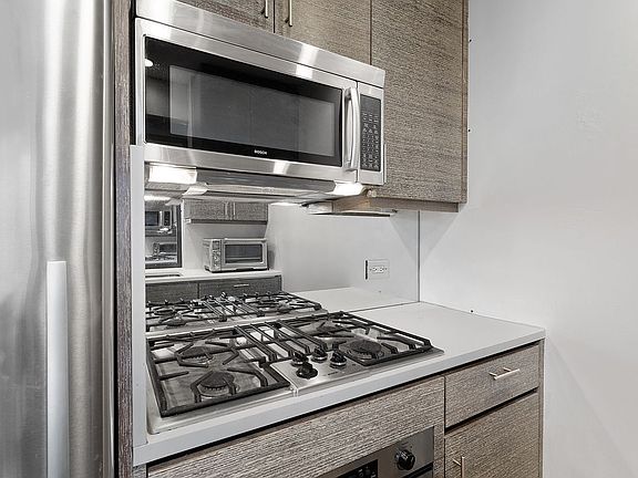 5th image of W 16th St Unit 5B