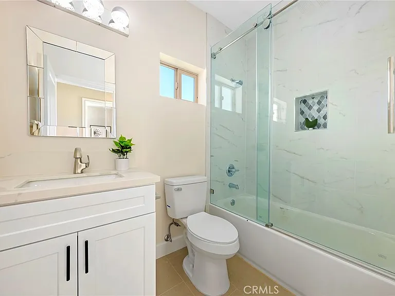 67 S Craig Ave #3 — Photo 24