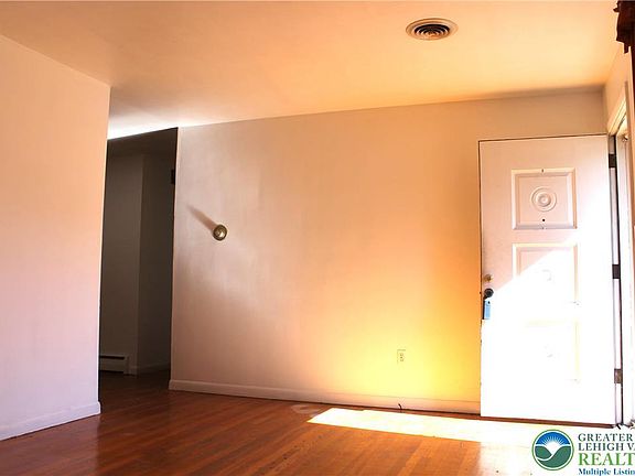 4th image of 2465 Jacksonville Rd