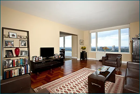 Sold by Corcoran | media 3