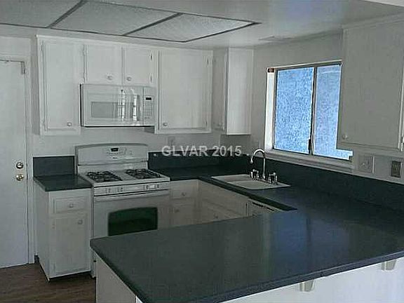 5th image of 6358 La Palma Pkwy