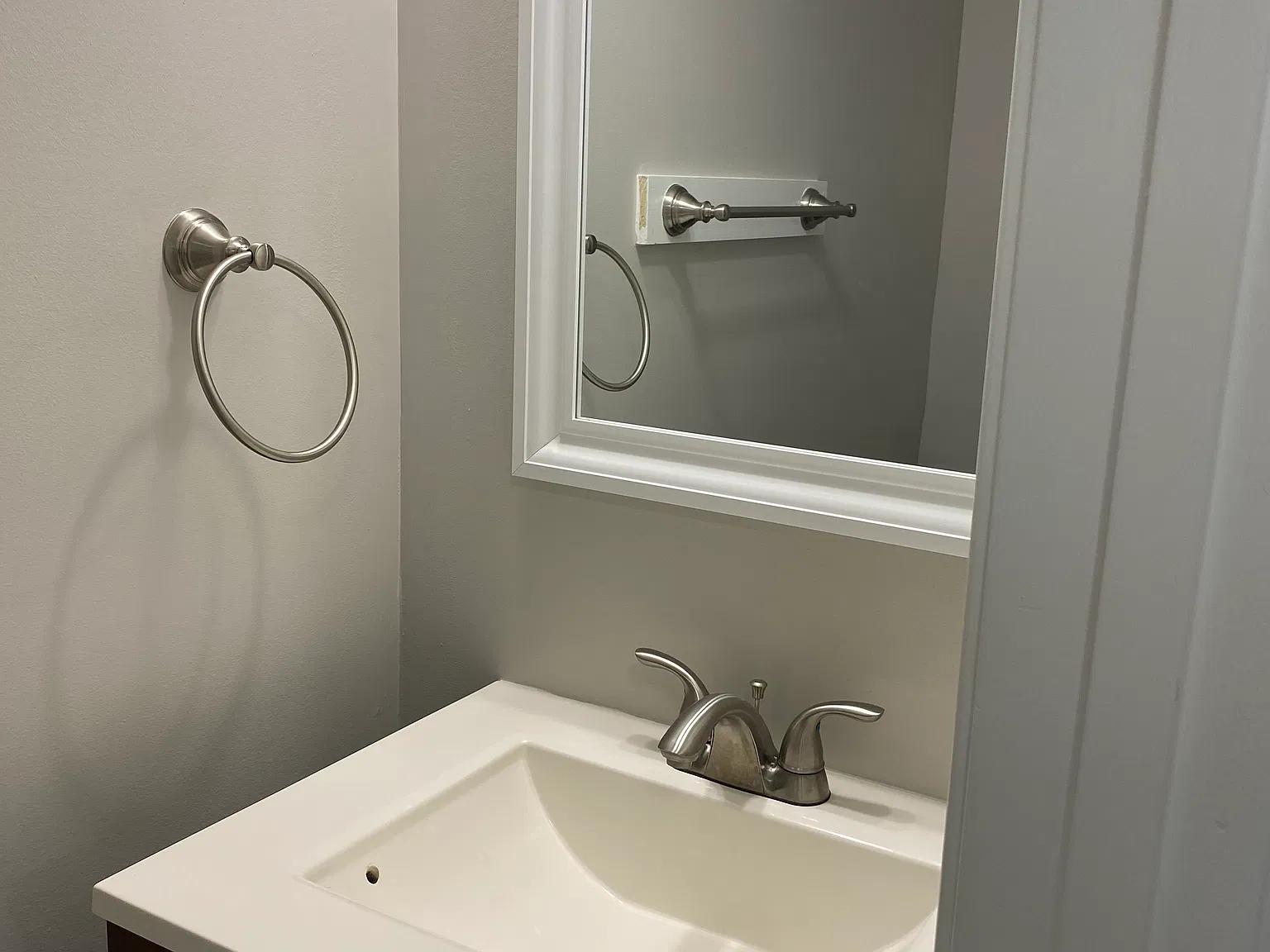 2 bed, 1.5 bath, 1200 sqft, $1,900 — Photo 4