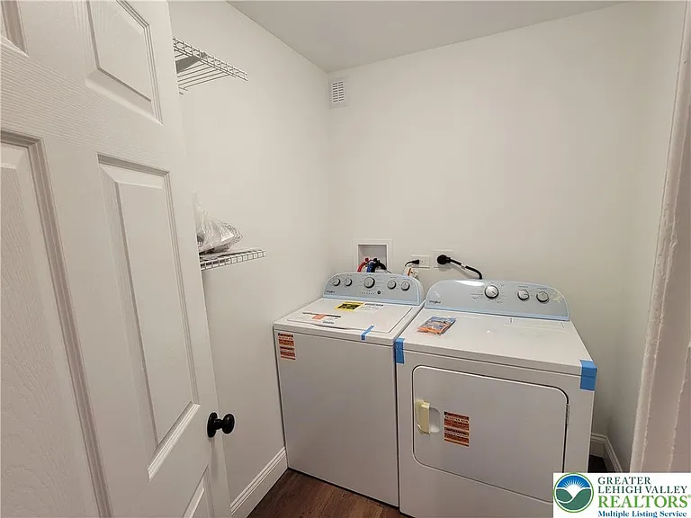 746 Linden St #2 — Photo 17