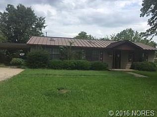 1st image of 423 E Court Ave