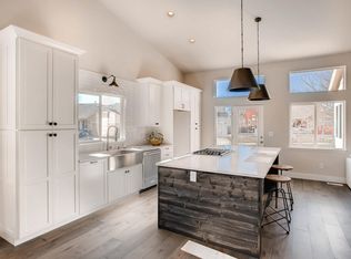 727 Nelson Park Dr, Longmont, CO 80503
