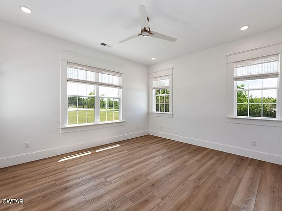 38th image of 60 Proctor Rd