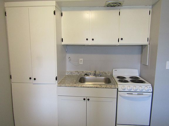 5th image of 425 H St NE #1