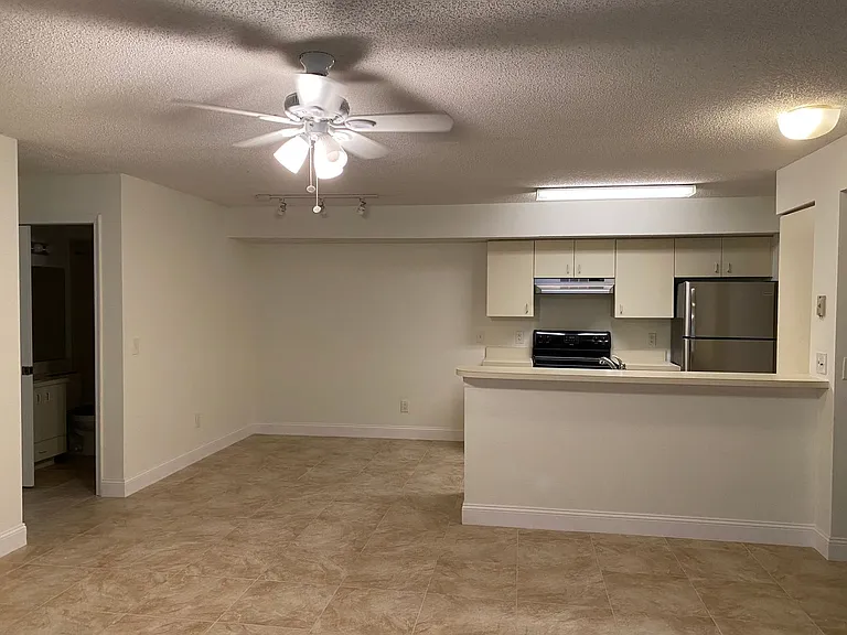 2118 Arbour Walk Cir #2811 — Photo 16