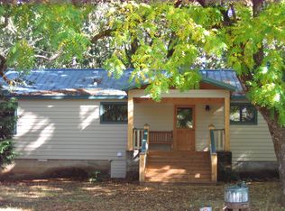 5996 Hayhurst Rd, Yoncalla, OR 97499