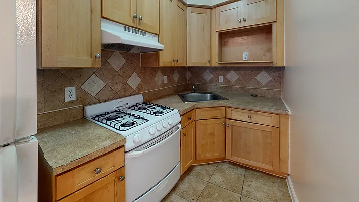 Rented by LandSeair Real Estate Group | media 3