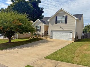 344 Chalet Cir, Clarksville, TN