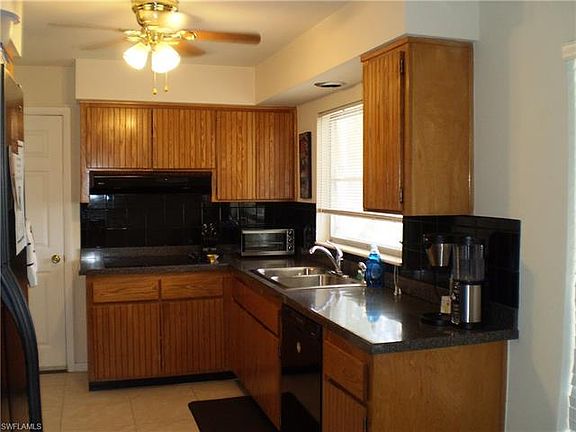 2nd image of 5243 SW 3rd Ave