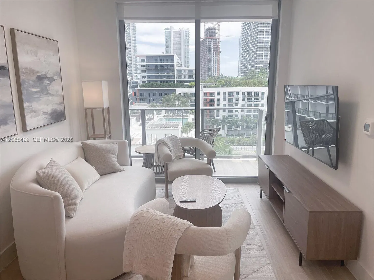 2 bed, 2.0 bath, $7,000 — Photo 4