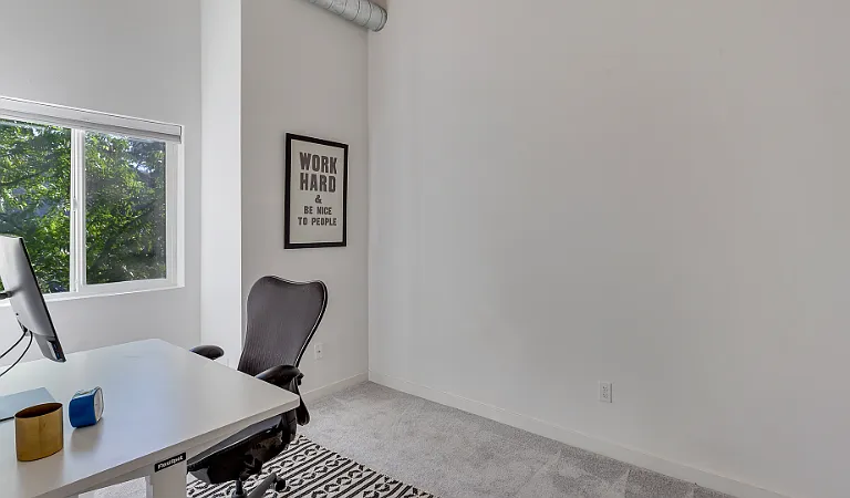 7468 N Catlin Ave #A — Photo 33