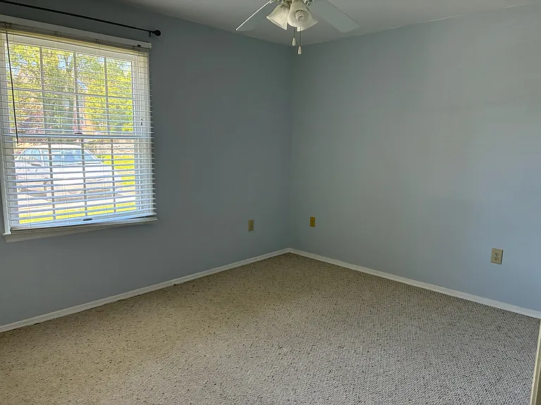 534 Pangborn Blvd #A — Photo 8