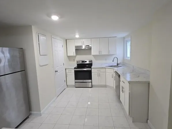 11 Center St #1, Highland Falls, NY 10928