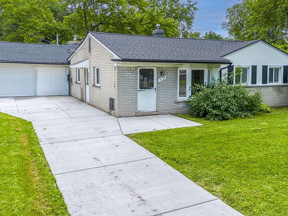 2nd image of 3168 Herbell Dr