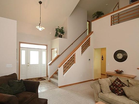2nd image of 3695 White Oak Dr