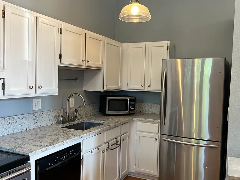 3233 Vallejo St #2D — Photo 30