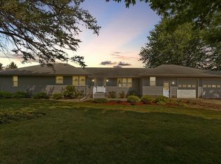 30500 W County Line Rd, Pemberton, MN 56078
